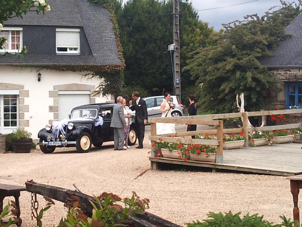 Domaine Le Puits De Jeanne Hotell Plouégat-Moysan Exteriör bild